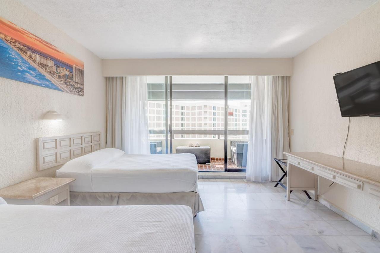 Condos In Prime Cancun Location Plus 3 Pools Экстерьер фото